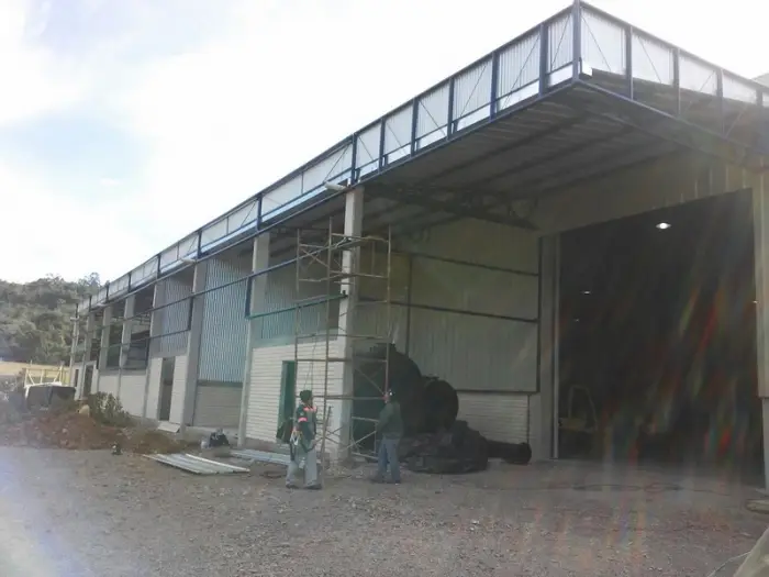 Cobertura metálica varanda, obra Formafer